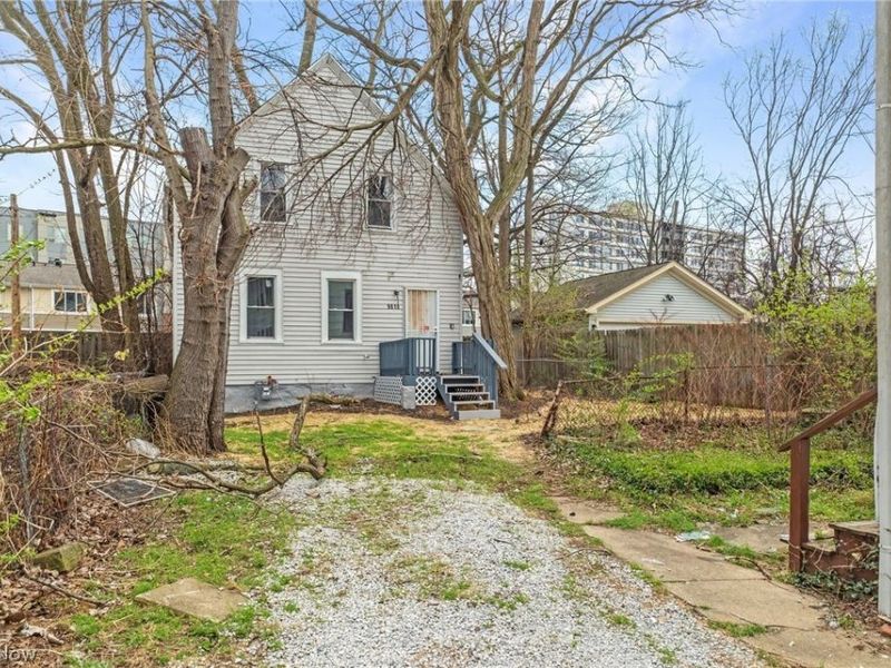 9610 Edmunds Avenue, Cleveland, OH 44106 Photo 3