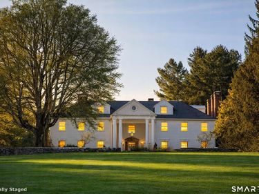 19 Seherr Thoss, Litchfield, CT 06759