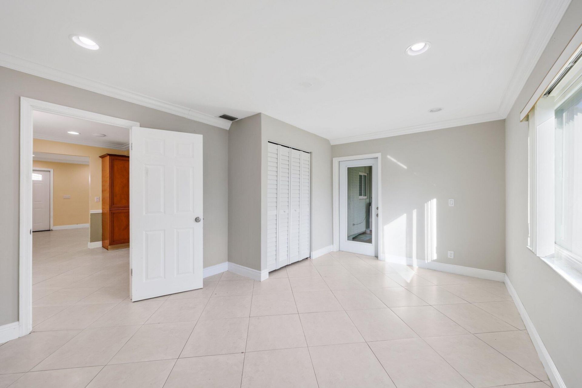 730 NW 1st Avenue, Boynton Beach, FL 33426 Photo