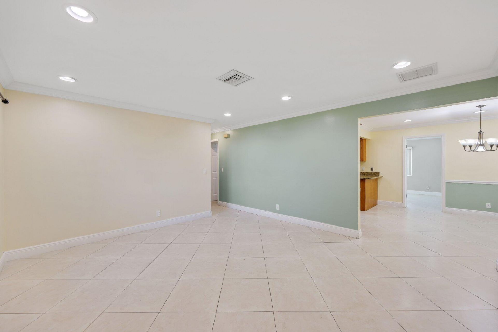 730 NW 1st Avenue, Boynton Beach, FL 33426 Photo