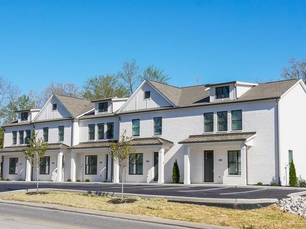 1006 Encore Dr, Cookeville, TN 38501