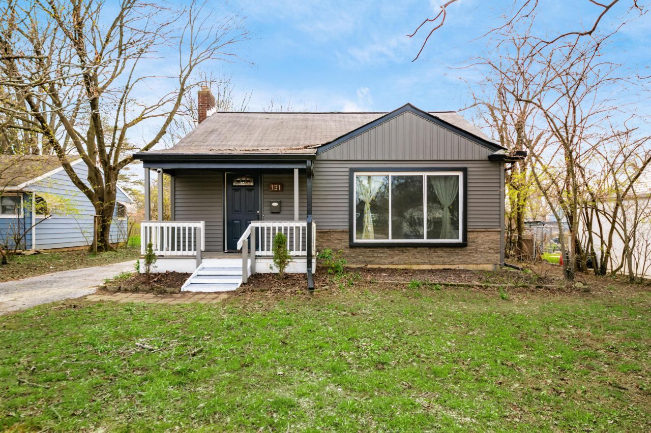 131 E Stanton Avenue, Columbus, OH 43214 Main Photo