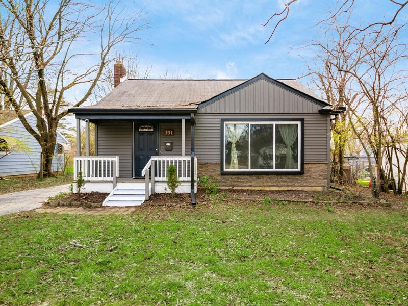 131 E Stanton Avenue, Columbus, OH 43214 Photo 1