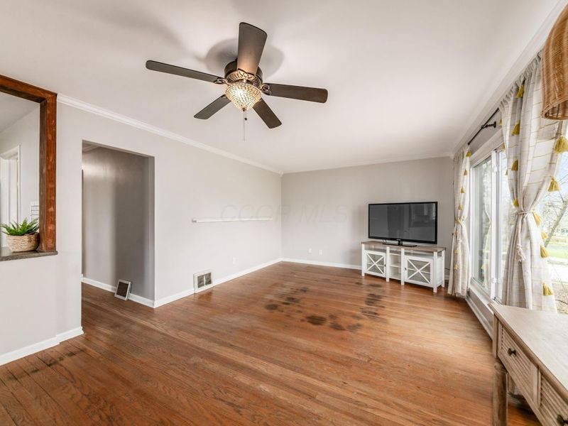 131 E Stanton Avenue, Columbus, OH 43214 Photo 13