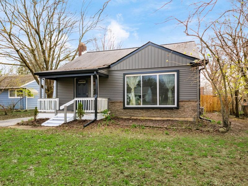 131 E Stanton Avenue, Columbus, OH 43214 Photo 2