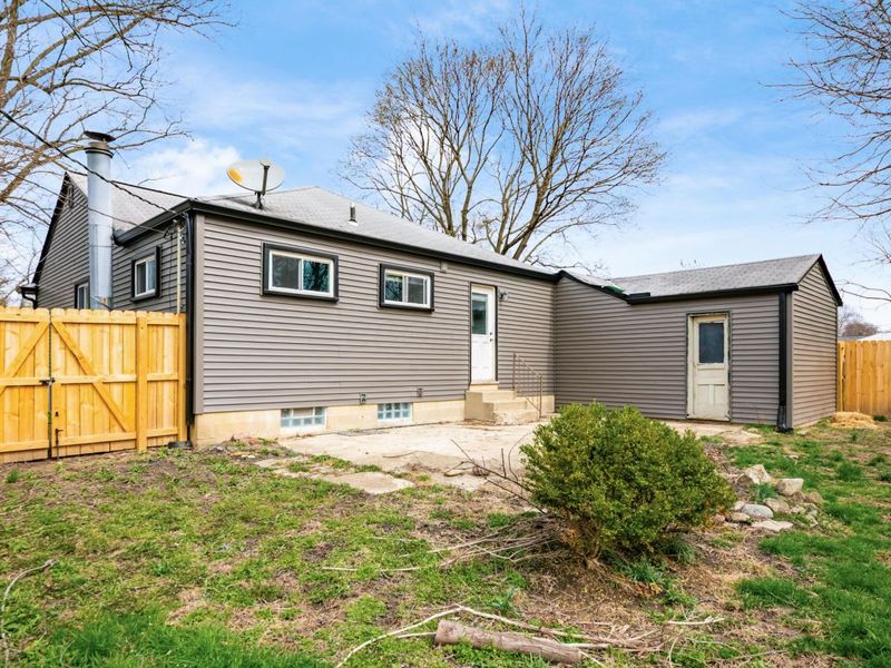 131 E Stanton Avenue, Columbus, OH 43214 Photo 5