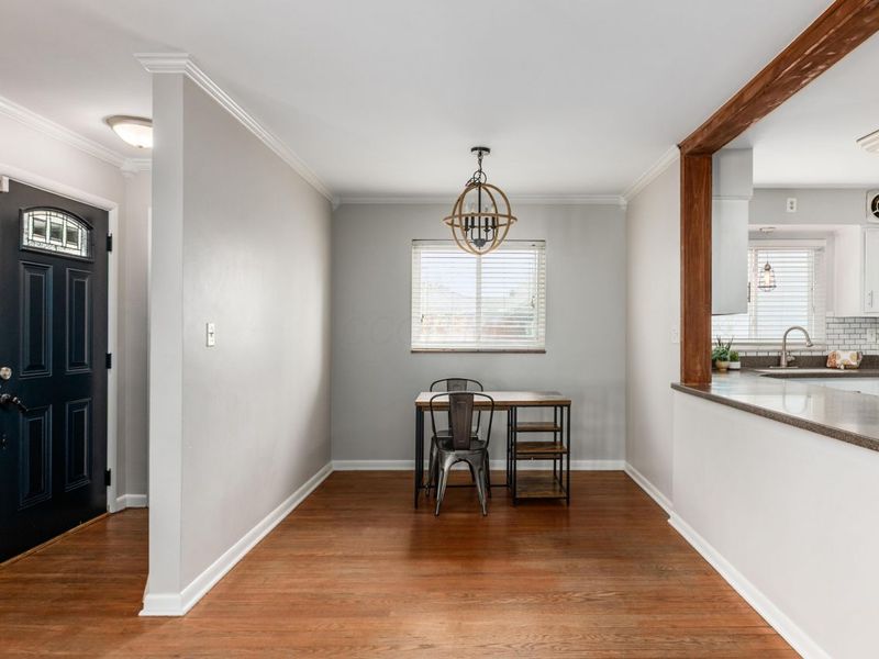 131 E Stanton Avenue, Columbus, OH 43214 Photo 9