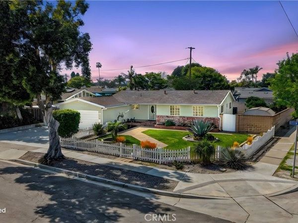 3023 Murray, Costa Mesa, CA 92626