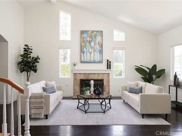 24589 Lola, Newhall, CA 91321