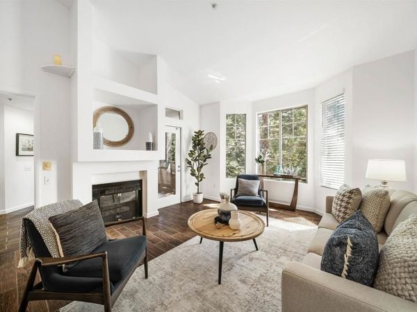 280 Caldecott, Unit 321, Oakland, CA 94618