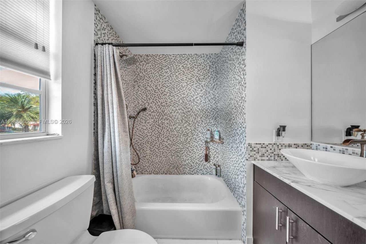 1400 Salzedo St , Unit 108, Coral Gables, FL 33134 Photo