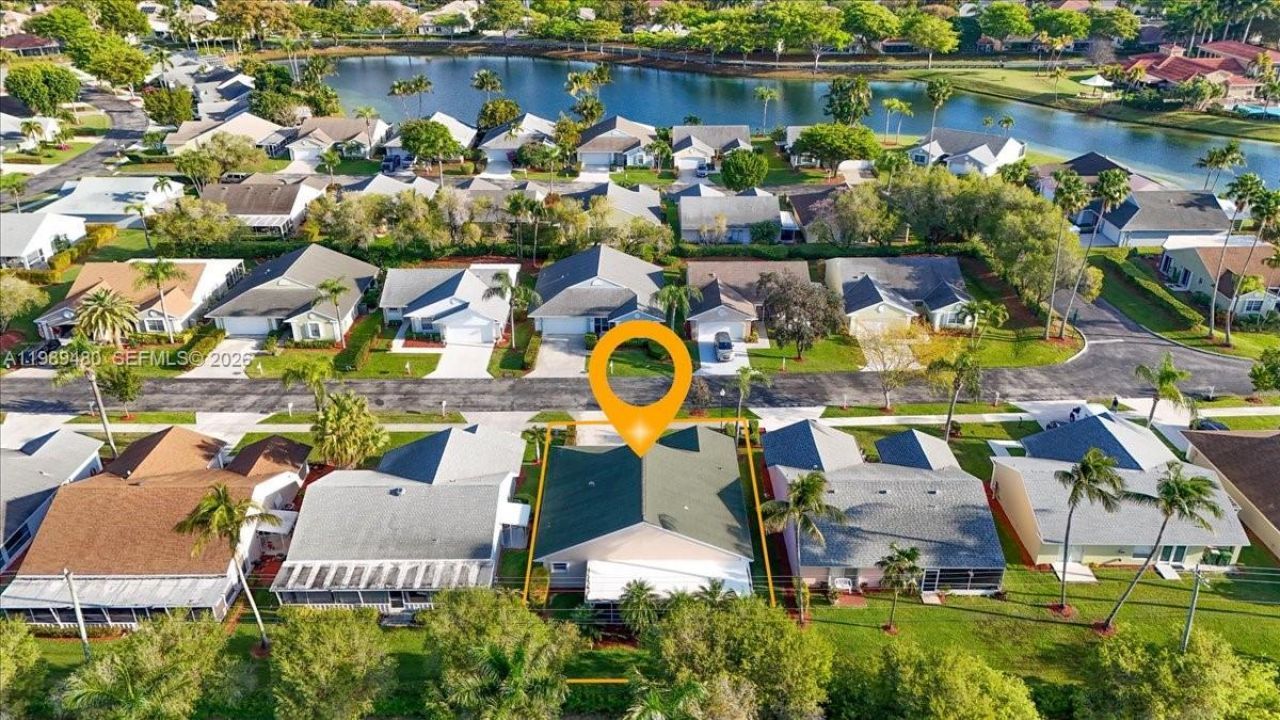 2570 SE 7th Pl, Homestead, FL 33033 Photo
