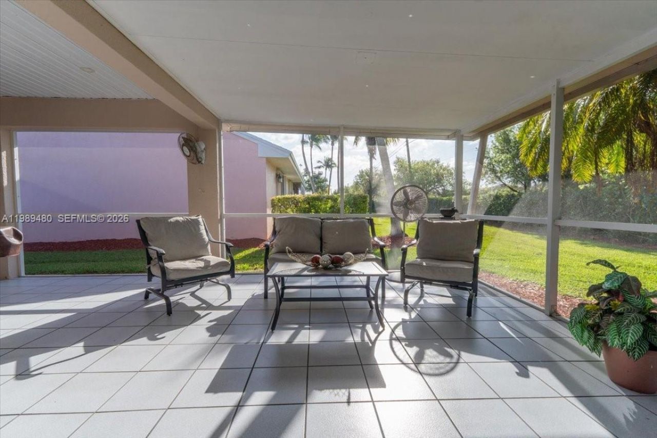 2570 SE 7th Pl, Homestead, FL 33033 Photo