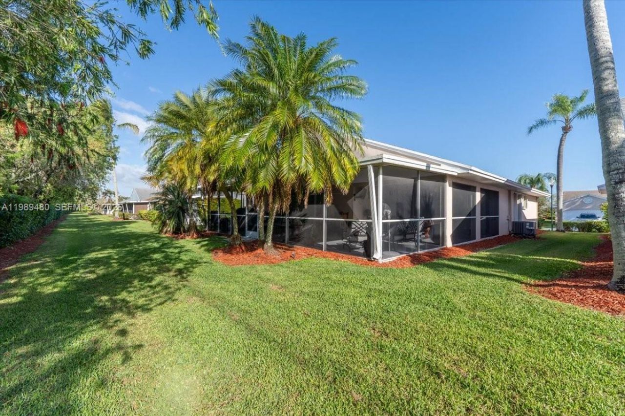 2570 SE 7th Pl, Homestead, FL 33033 Photo