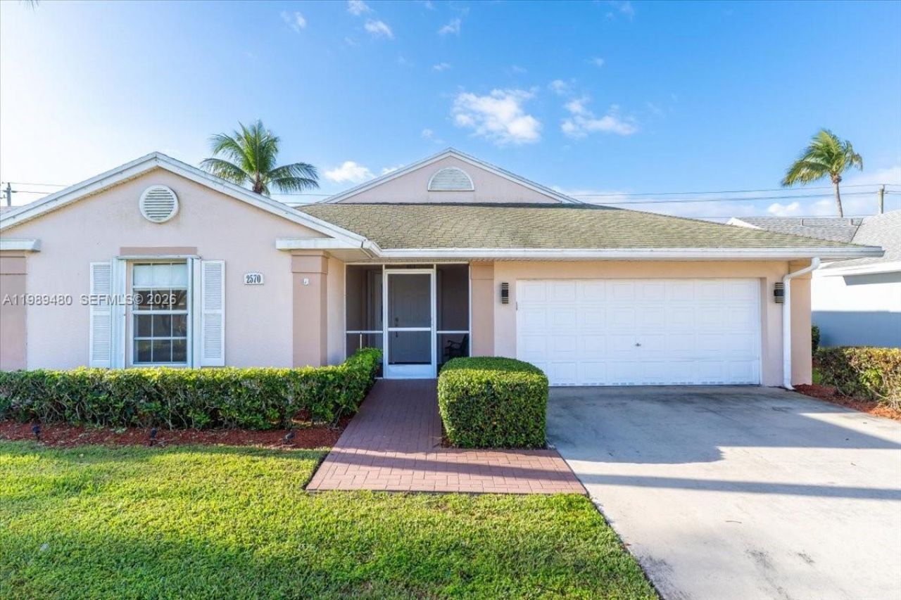 2570 SE 7th Pl, Homestead, FL 33033 Photo
