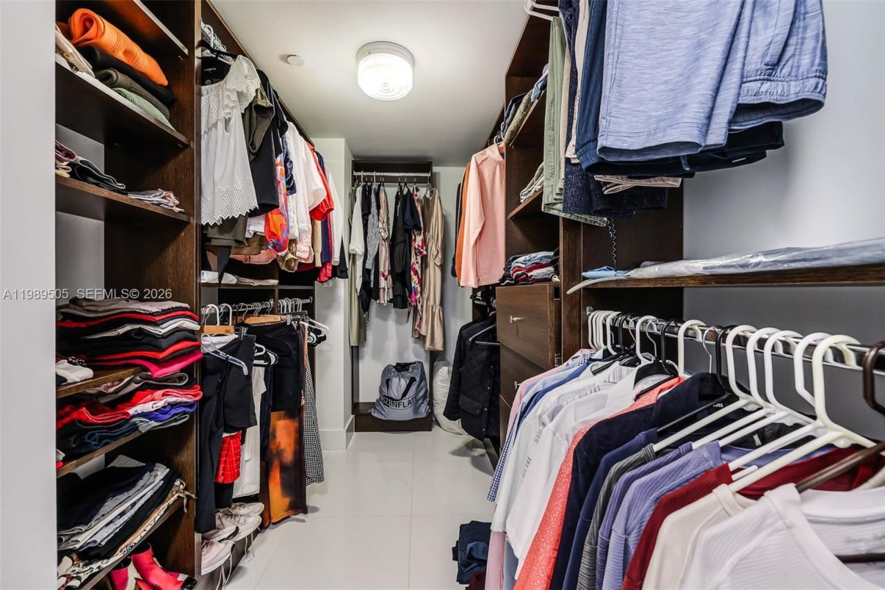 6000 Collins Ave , Unit 112, Miami Beach, FL 33140 Photo