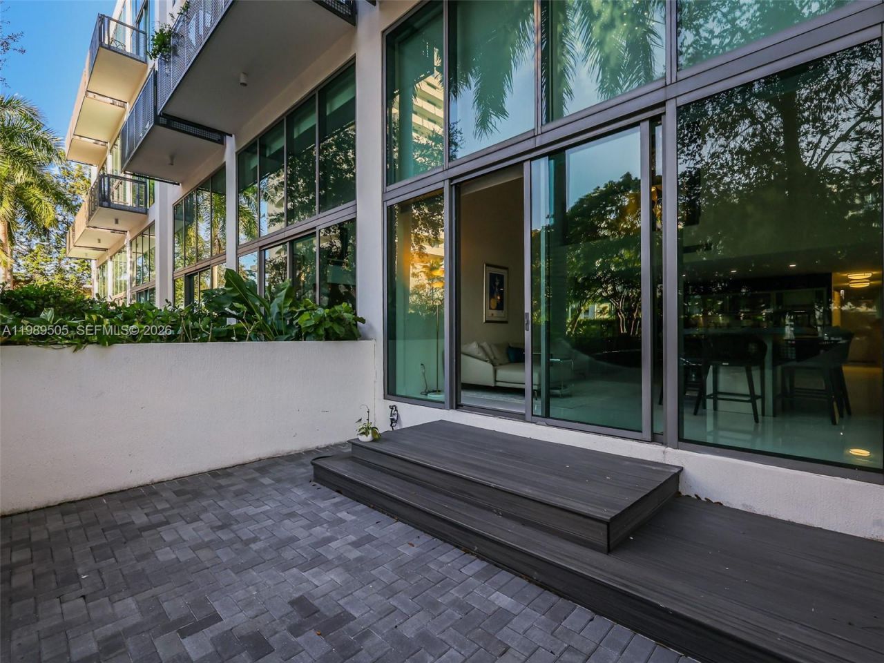 6000 Collins Ave , Unit 112, Miami Beach, FL 33140 Photo