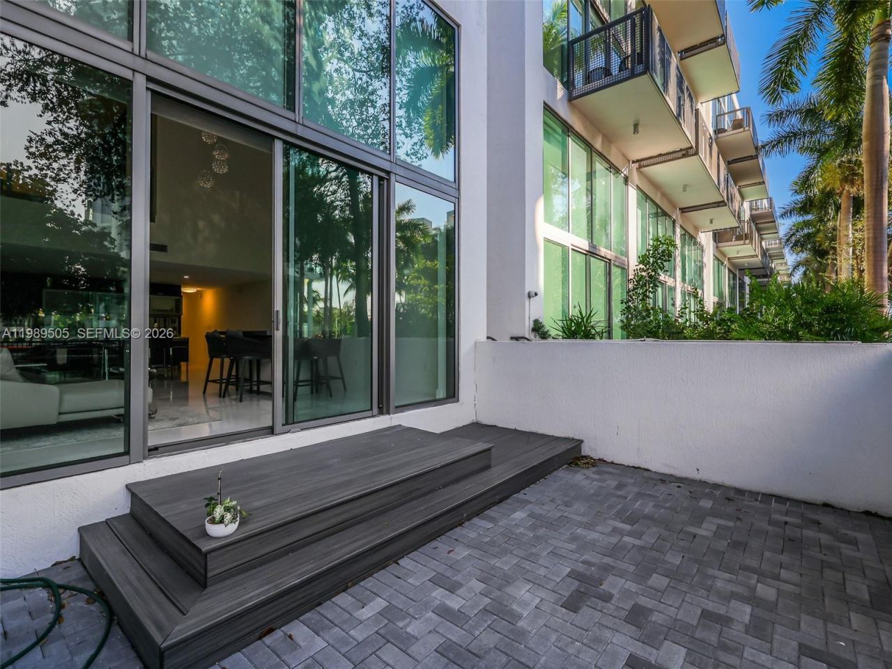 6000 Collins Ave , Unit 112, Miami Beach, FL 33140 Photo