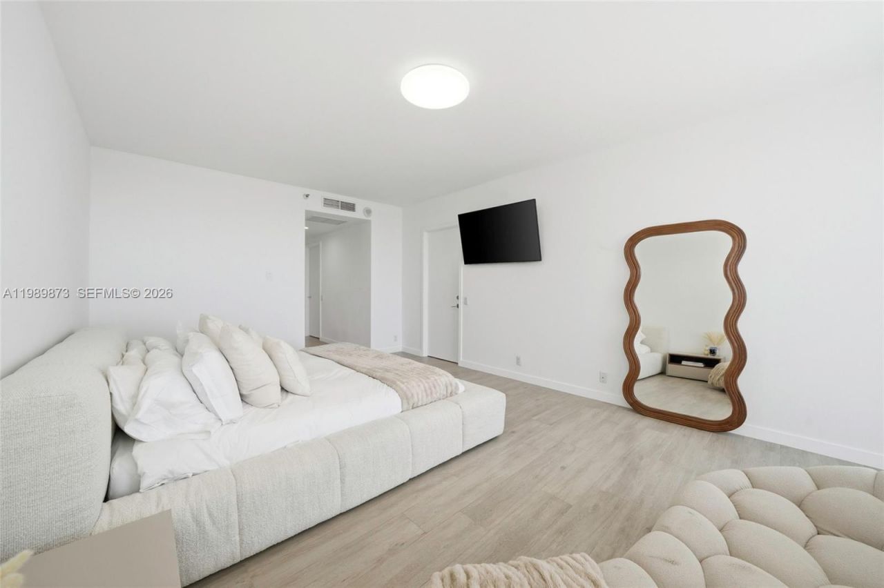 3801 NE 207th St, Unit 1203, Aventura, FL 33180 Photo
