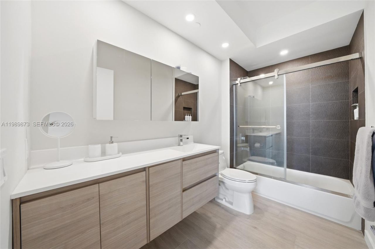 3801 NE 207th St, Unit 1203, Aventura, FL 33180 Photo
