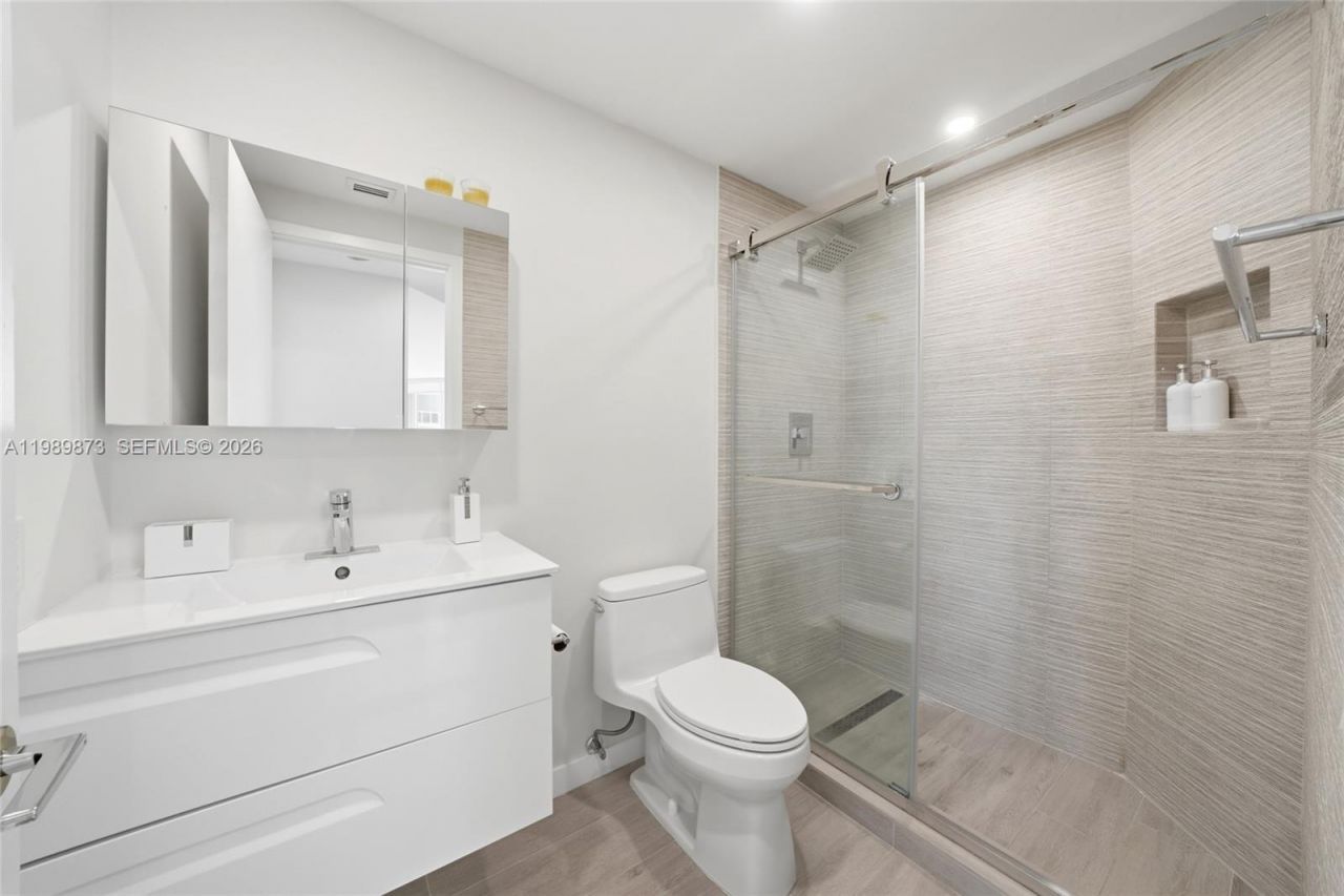 3801 NE 207th St, Unit 1203, Aventura, FL 33180 Photo