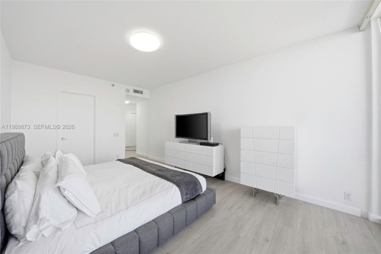 3801 NE 207th St , Unit 1203, Aventura, FL 33180 Photo