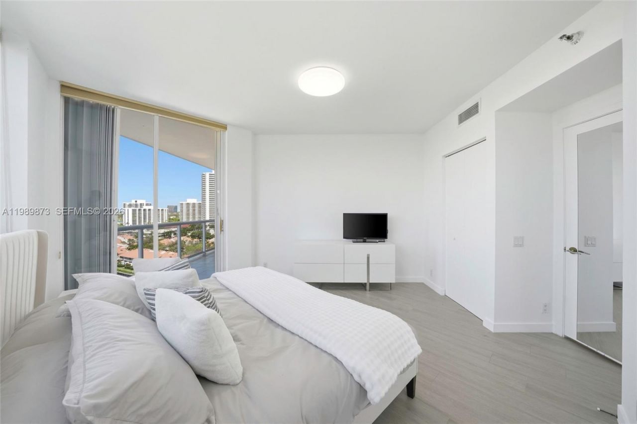 3801 NE 207th St , Unit 1203, Aventura, FL 33180 Photo