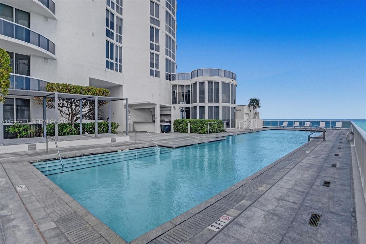 16001 Collins Ave, Unit 805, Sunny Isles Beach, FL 33160 Photo