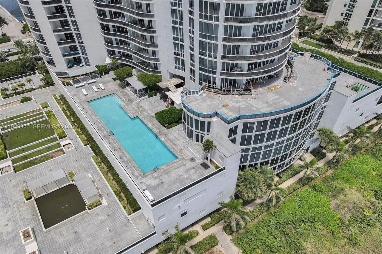 16001 Collins Ave, Unit 805, Sunny Isles Beach, FL 33160 Photo