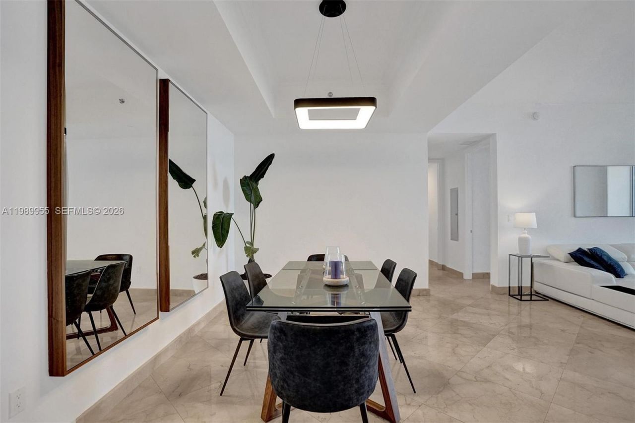 16001 Collins Ave, Unit 805, Sunny Isles Beach, FL 33160 Photo
