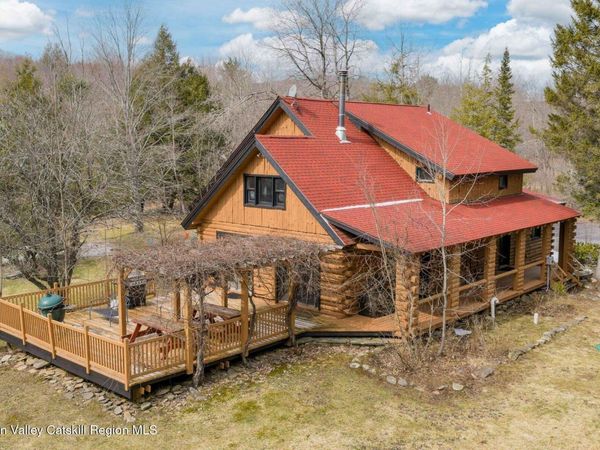 39 Brook Hollow Lane, Windham, NY 12496