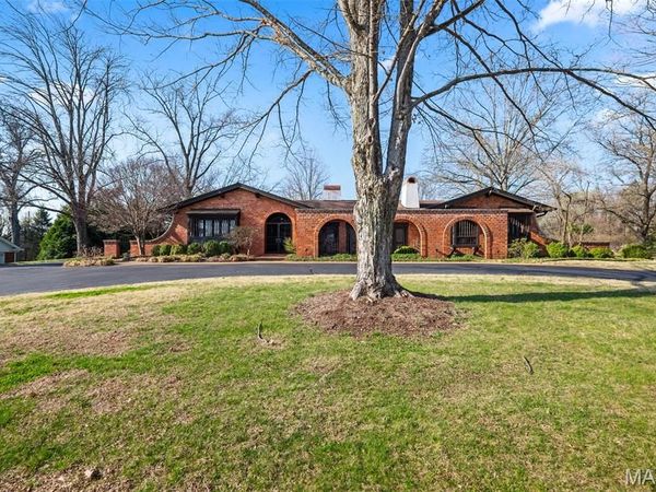 31 Bellerive Country Club Grounds, Town and Country, MO 63141