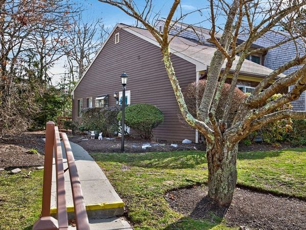 77 Roundhouse Rd, Unit 77, Bourne, MA 02532