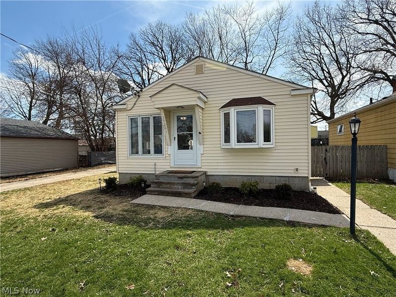 17201 Martha Road, Cleveland, OH 44135 Photo 1