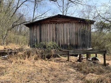 Logston Run Road, Ravenswood, WV 26164