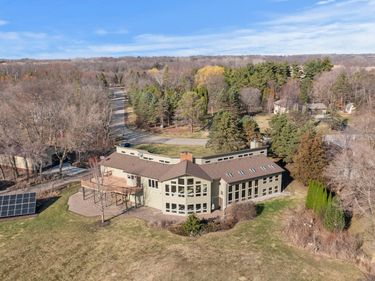 8325 Ox Yoke Circle, Maple Plain, MN 55359