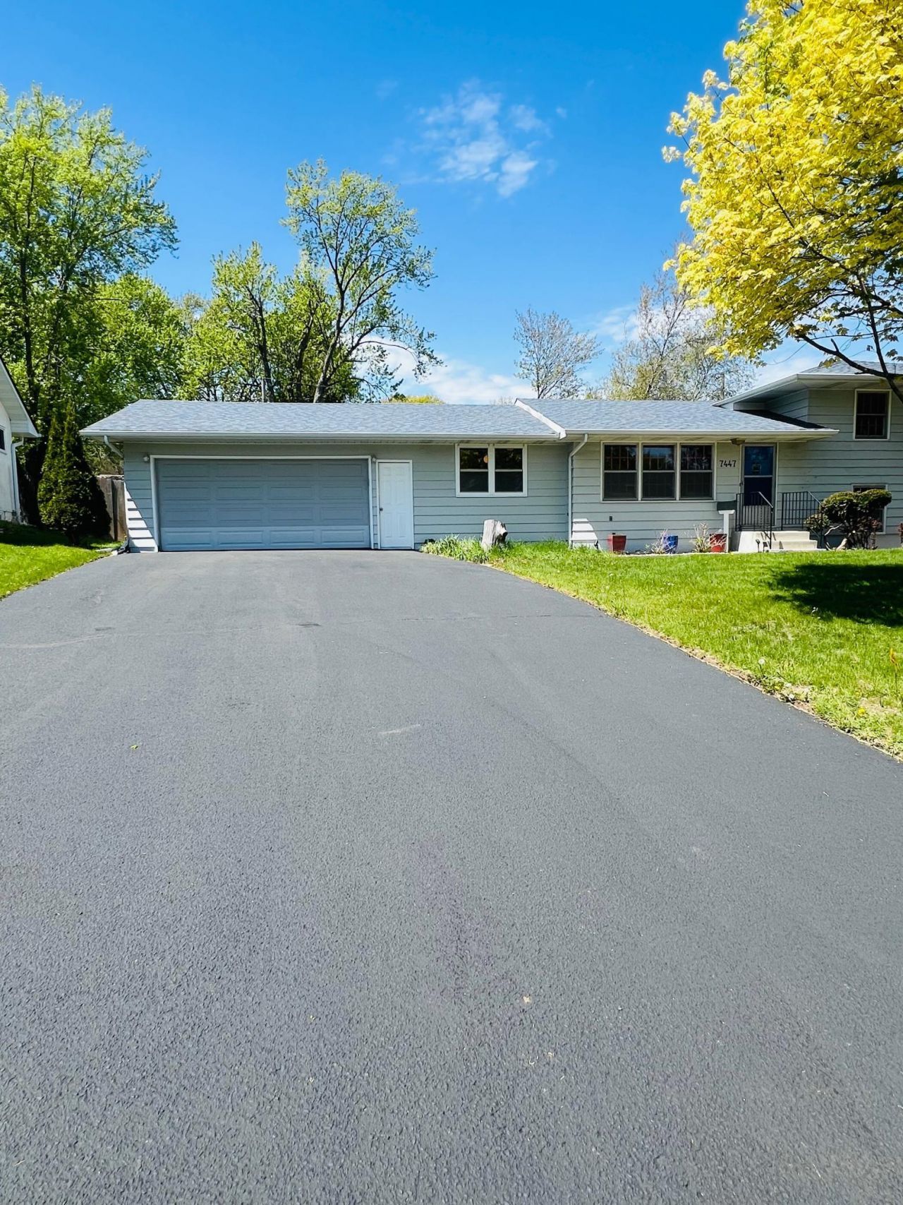 7447 Cloman Way, Inver Grove Heights, MN 55076 Main Photo