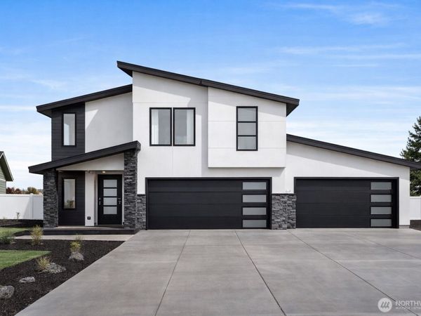 525 N Bluff West Drive , Moses Lake, WA 98837