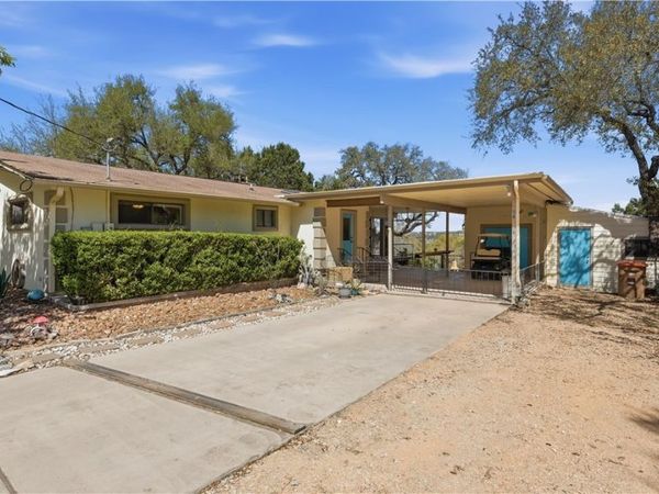 1268 W Lakeside Drive , Canyon Lake, TX 78133