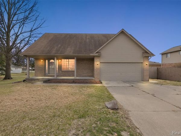 11100 E 14 Mile Road, Warren, MI 48093