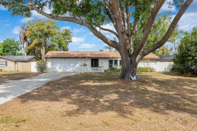 570 S Triplet Lake Drive, Casselberry, FL 32707 Photo