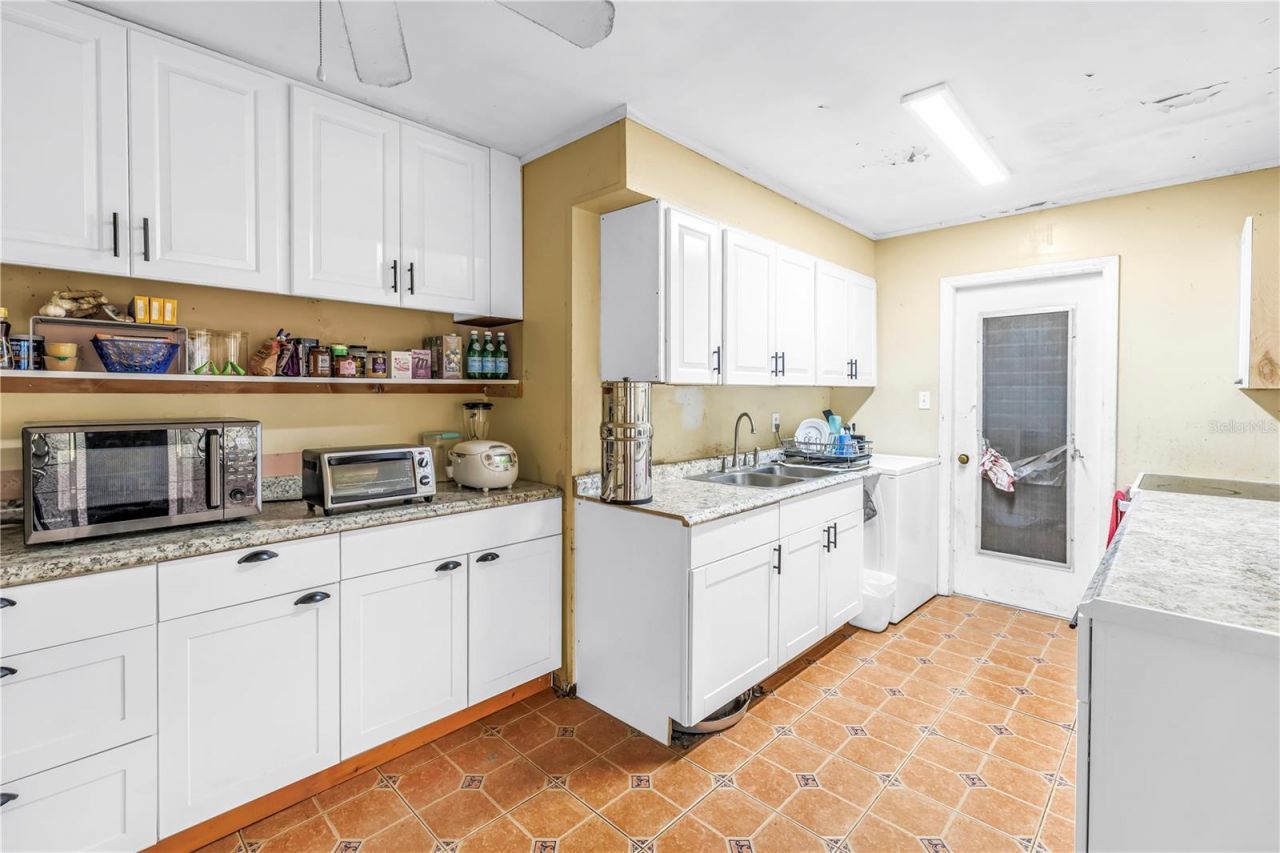 2334 Prospect Street , Sarasota, FL 34239 Photo