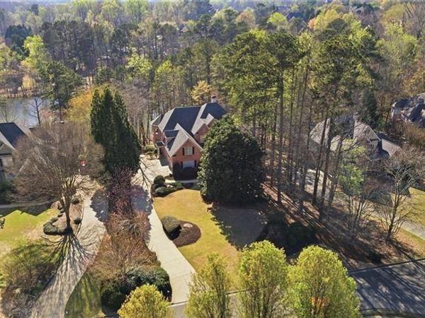 2110 Wood Cove Drive, Cumming, GA 30041