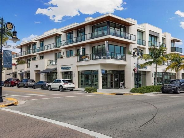 495 5th ST S, Unit #304, NAPLES, FL 34102