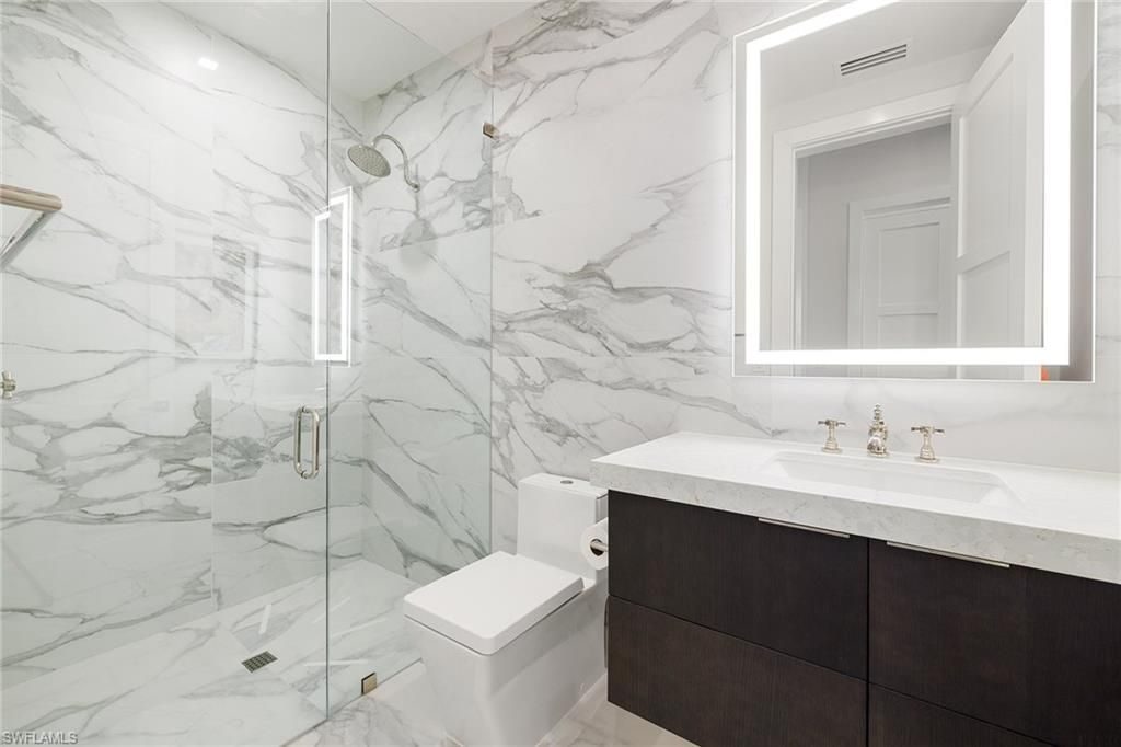495 5th St S, Unit #304, Naples, FL 34102 Photo