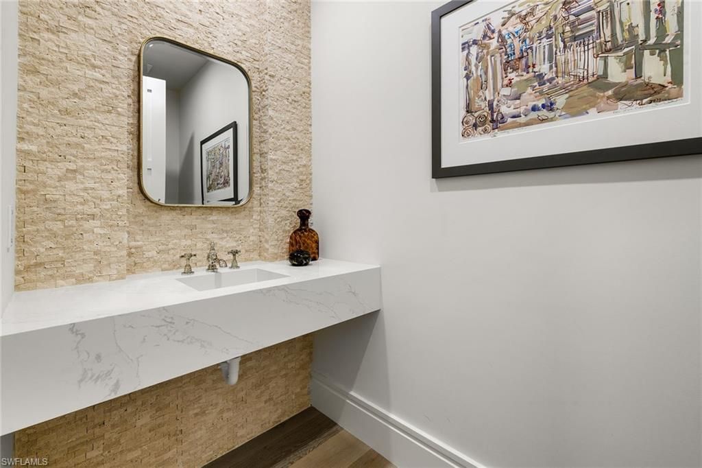 495 5th St S, Unit #304, Naples, FL 34102 Photo