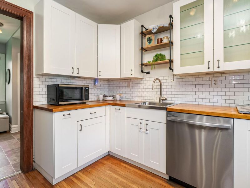 2771 Indianola Avenue, Columbus, OH 43202 Photo 15