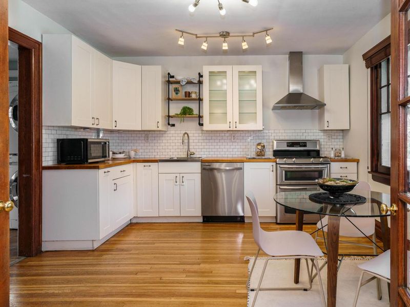 2771 Indianola Avenue, Columbus, OH 43202 Photo 18