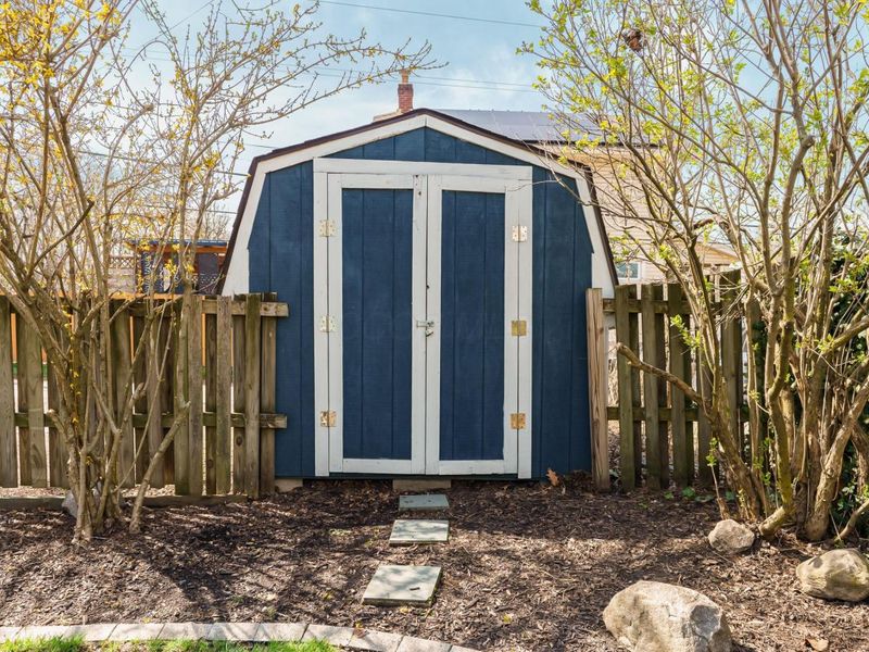 2771 Indianola Avenue, Columbus, OH 43202 Photo 41