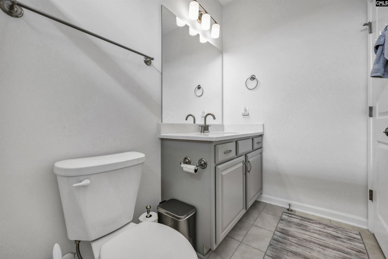 1065 Catskills Way  Photo 27